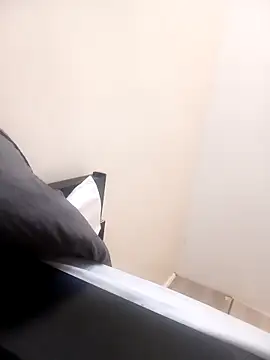 skiihot online show from 03/19/26, 07:08