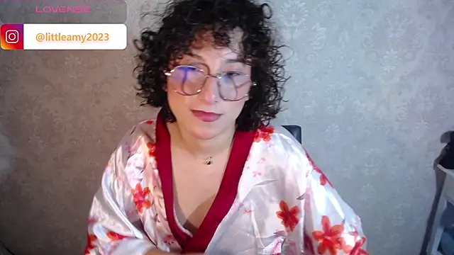 Snapshot of little__amy_ chatting on 03/13/25, 08:43 little amy online show from 03/13/25, 08:43
