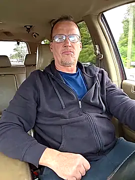 Cockrub1 online show from 10/13/25, 05:25