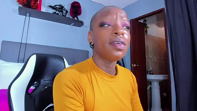 Coco Kiss online show from 04/15/26, 07:18