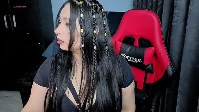 charlotee lovee69 online show from 11/13/25, 01:53