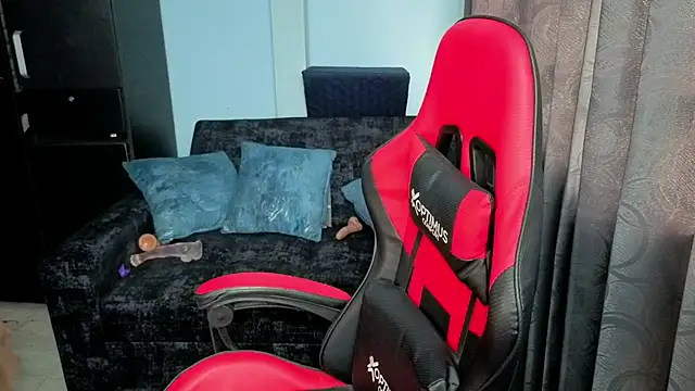 charlotee lovee69 online show from 11/27/25, 08:31