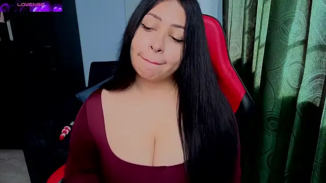 charlotee lovee69 online show from 06/16/26, 08:42