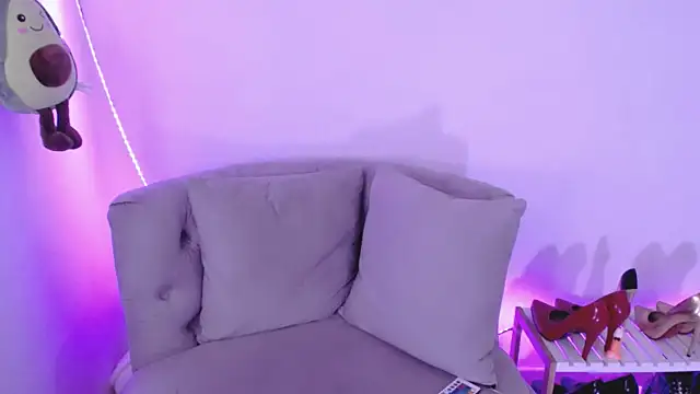 Snapshot of Linda_Sophie_ chatting on 03/10/26, 09:41 Linda Sophie online show from 03/10/26, 09:41