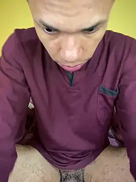 MoiseXxx 777 online show from 02/13/25, 06:52