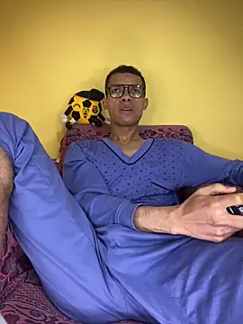 MoiseXxx 777 online show from 02/15/25, 09:49