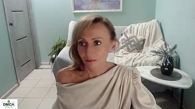 Snapshot of HornyMilf_777 chatting on 07/01/26, 07:41 HornyMilf 777 online show from 07/01/26, 07:41