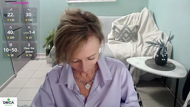 Snapshot of HornyMilf_777 chatting on 06/22/26, 07:27 HornyMilf 777 online show from 06/22/26, 07:27