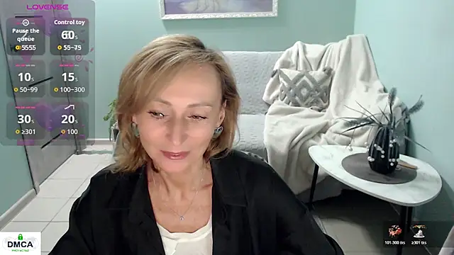 Snapshot of HornyMilf_777 chatting on 05/28/26, 07:27 HornyMilf 777 online show from 05/28/26, 07:27