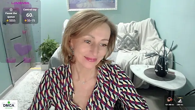 Snapshot of HornyMilf_777 chatting on 05/04/26, 06:27 HornyMilf 777 online show from 05/04/26, 06:27