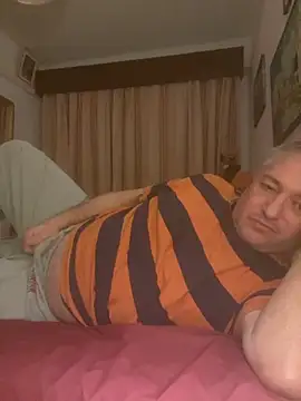 Russirayu online show from 11/28/25, 10:54