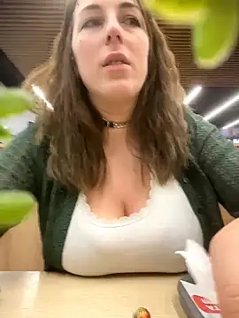 MommmyYummy online show from 05/29/26, 11:05