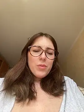 MommmyYummy online show from 04/28/26, 10:08