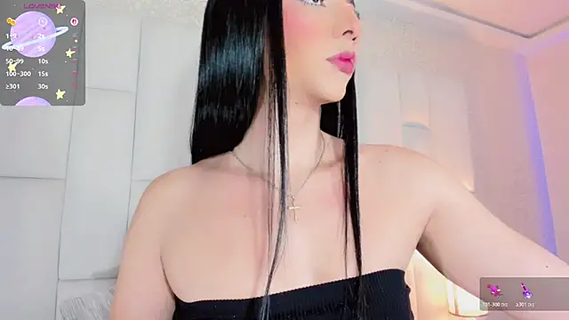 Snapshot of andrea_alvarz chatting on 05/24/26, 05:40 andrea alvarz online show from 05/24/26, 05:40