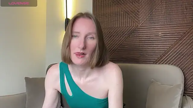 MonikaBos online show from 04/29/26, 09:10