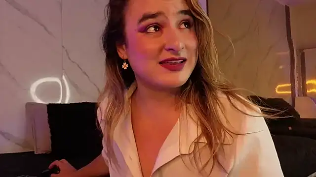 CandyQueenGold online show from 03/16/26, 06:54