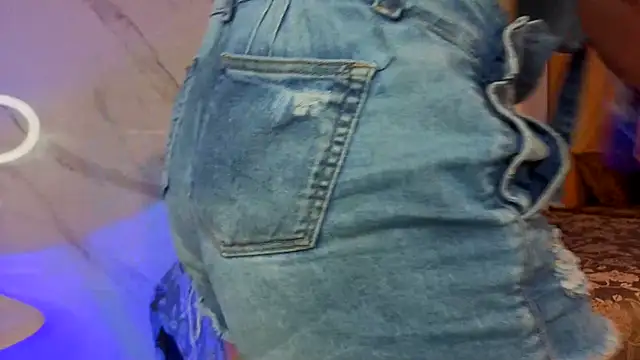 CandyQueenGold online show from 04/07/26, 07:04