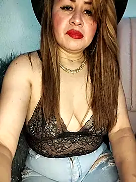 isabellacen online show from 02/08/26, 03:59