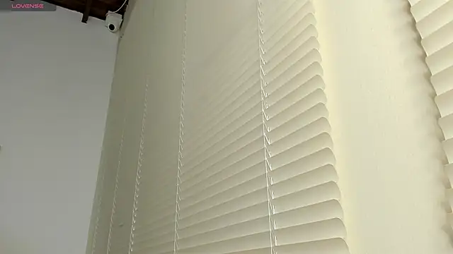  Molly rosse  online show from 10/30/25, 12:36