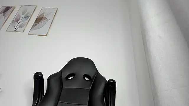 Snapshot of _Molly_rosse_ chatting on 06/23/26, 12:14 Molly rosse online show from 06/23/26, 12:14