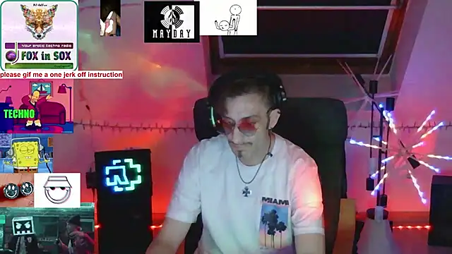 Snapshot of RevilO1180 chatting on 01/15/26, 04:27 RevilO1180 online show from 01/15/26, 04:27