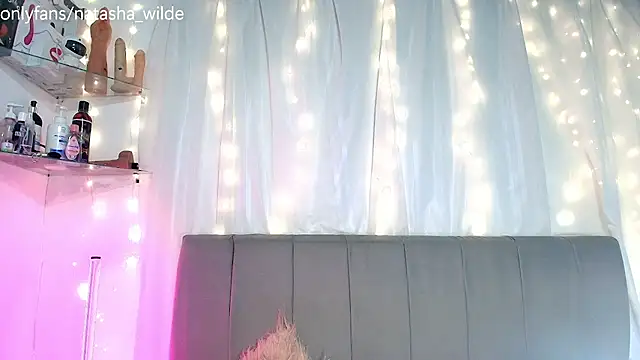 Natasha Wilde  online show from 03/05/25, 12:49