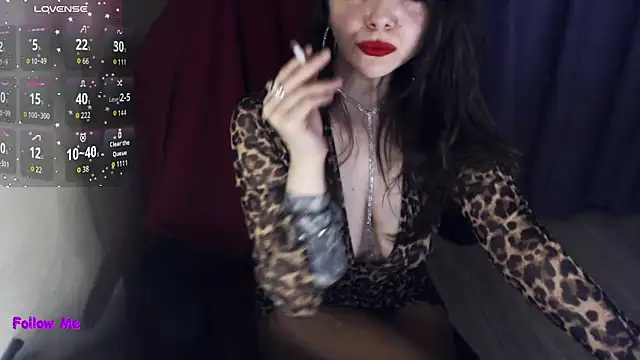 Snapshot of mia-joy chatting on 06/15/26, 03:23 mia-joy online show from 06/15/26, 03:23