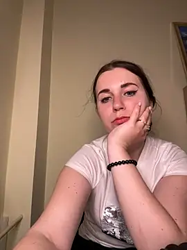 Snapshot of Teylor_Love chatting on 05/21/26, 08:06 Teylor Love online show from 05/21/26, 08:06