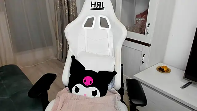 EveEvian online show from 03/05/25, 04:46