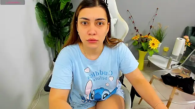 EveEvian online show from 04/27/26, 11:19