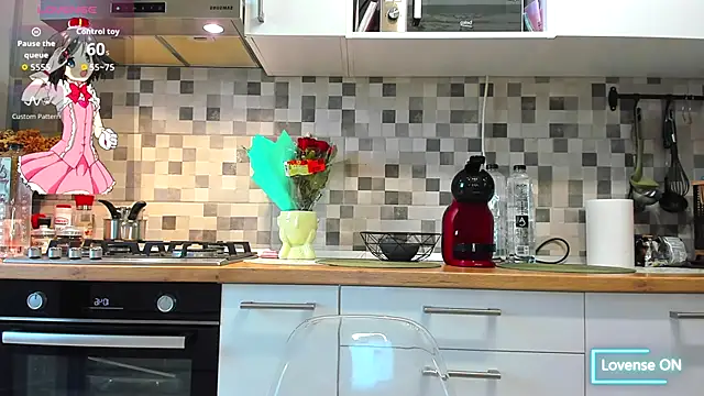 EveEvian online show from 10/15/25, 07:49