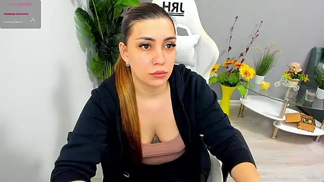 EveEvian online show from 05/14/26, 07:11