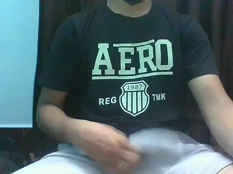 8inchlegendbro online show from 05/23/26, 03:11