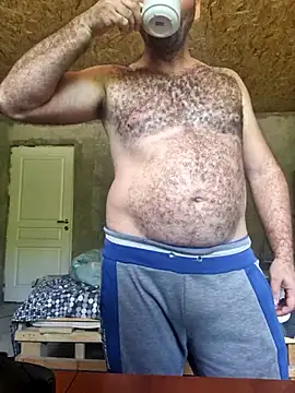 Snapshot of florin421 chatting on 05/23/26, 03:11 florin421 online show from 05/23/26, 03:11