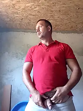 Snapshot of florin421 chatting on 09/15/25, 06:03 florin421 online show from 09/15/25, 06:03