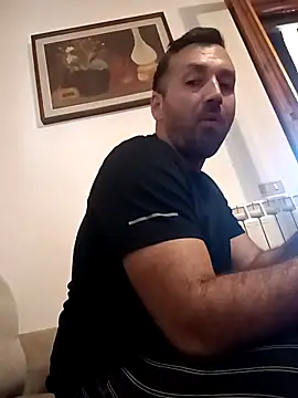 Snapshot of florin421 chatting on 04/16/26, 09:21 florin421 online show from 04/16/26, 09:21