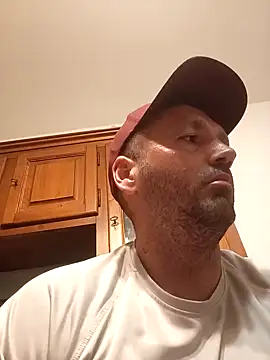 Snapshot of florin421 chatting on 04/15/26, 07:58 florin421 online show from 04/15/26, 07:58