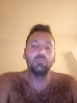 Snapshot of florin421 chatting on 03/17/26, 10:57 florin421 online show from 03/17/26, 10:57