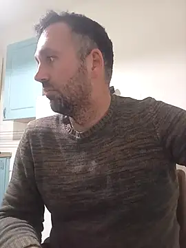 Snapshot of florin421 chatting on 03/19/26, 06:41 florin421 online show from 03/19/26, 06:41