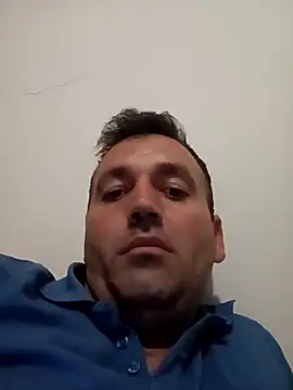Snapshot of florin421 chatting on 03/24/26, 06:41 florin421 online show from 03/24/26, 06:41