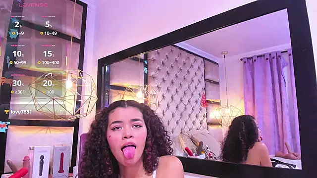 Snapshot of Angela_lovee chatting on 01/10/26, 01:28 Angela lovee online show from 01/10/26, 01:28