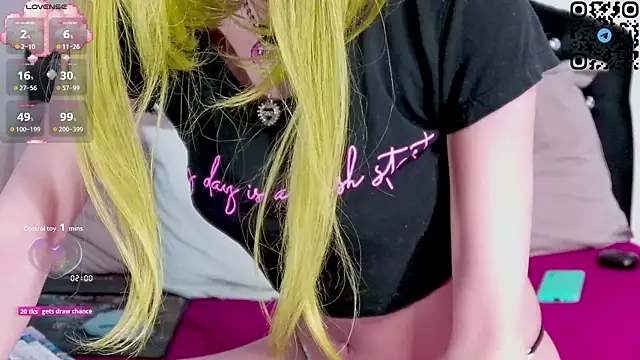 Snapshot of nonawhitemm chatting on 11/20/25, 05:08 nonawhitemm online show from 11/20/25, 05:08