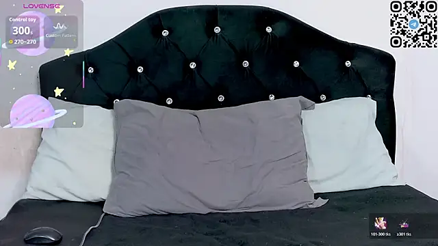 Snapshot of nonawhitemm chatting on 10/17/25, 10:55 nonawhitemm online show from 10/17/25, 10:55