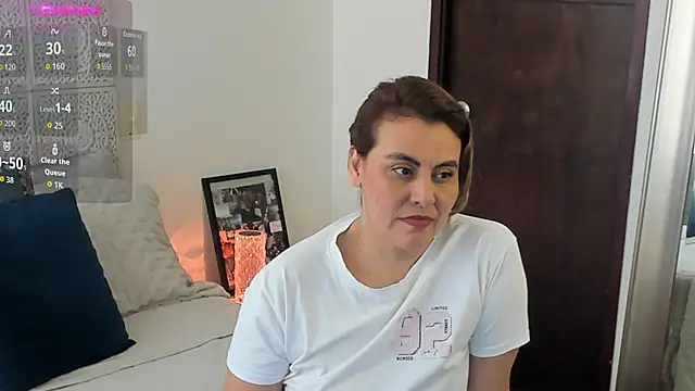 V monse online show from 02/15/26, 04:39