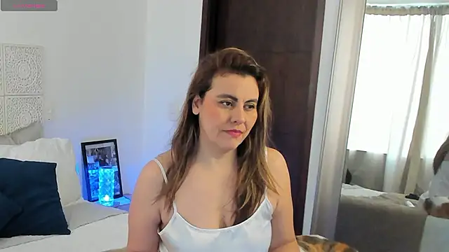 V monse online show from 03/11/26, 03:06