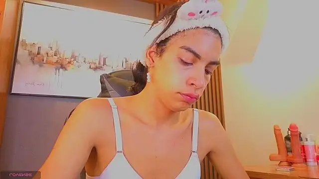 Alahia Rodriguez online show from 07/12/26, 12:28
