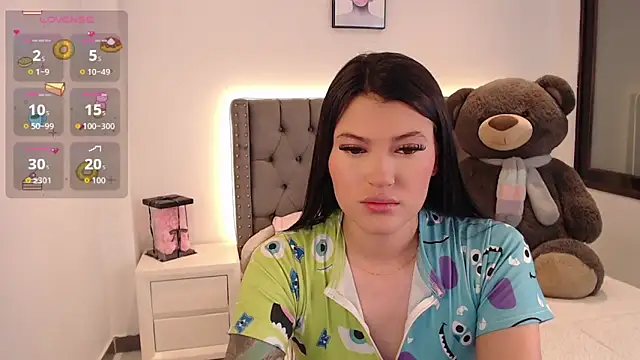 Nicols66 online show from 11/17/25, 10:03