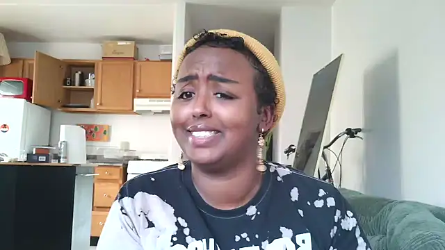 SiminFox online show from 01/12/26, 07:20