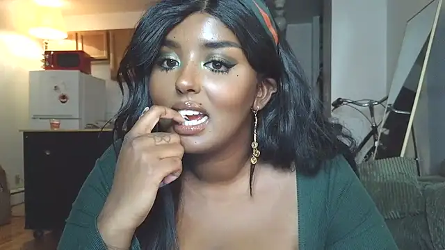 SiminFox online show from 10/07/25, 01:50