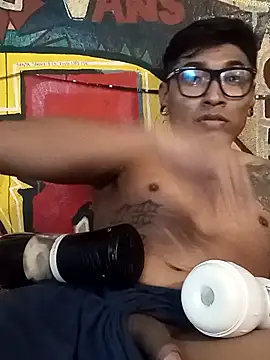 Tonyada18 online show from 10/01/25, 08:13